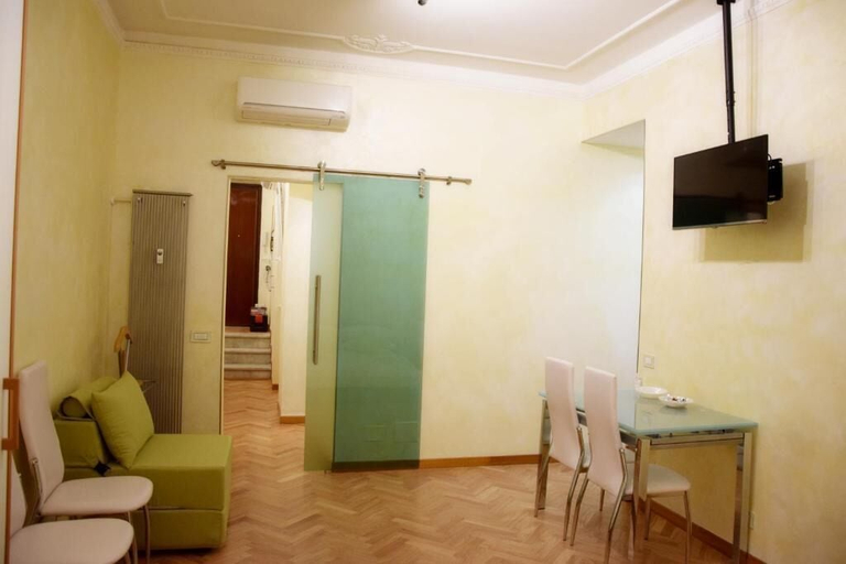 Others 5, Roman Holiday Home Re di Roma, Rome