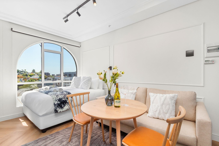 Interior 4, The Valour 702, City of Cape Town