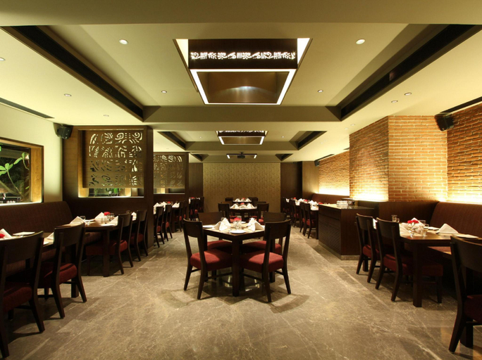 Food & Drinks 4, Express Residency Hotel, Vadodara