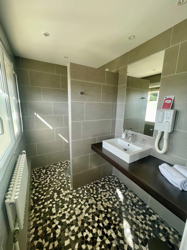Bathroom 4, Valpré Lyon Hôtel, Rhône