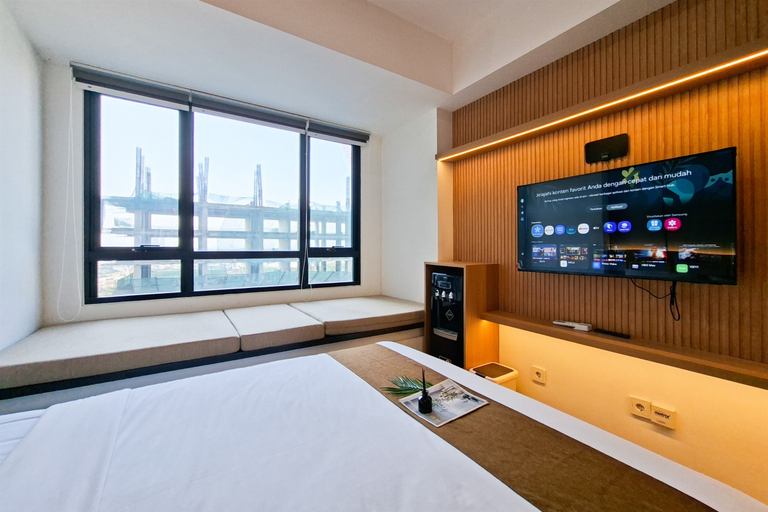 Bedroom 2, Best Deal Studio Apartment Collins Boulevard By Travelio, Tangerang