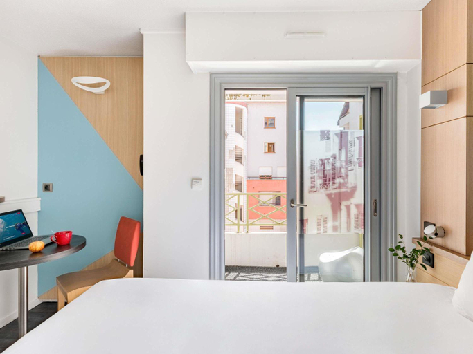 Bedroom 4, ibis Styles Annecy Gare Centre, Haute-Savoie