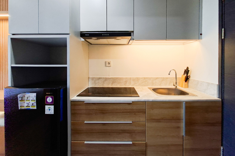 Others 3, Best Deal Studio Apartment Collins Boulevard By Travelio, Tangerang