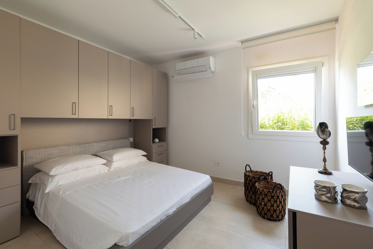 Room 4, Casa del Faro by Wonderful Italy, Olbia-Tempio