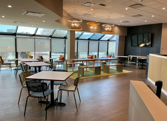 Food & Drinks 3, Spark by Hilton Montreal Brossard, Champlain