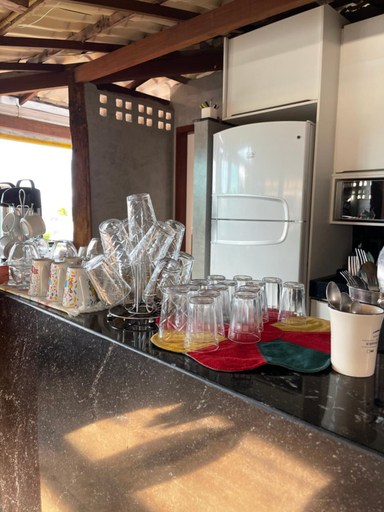 Food & Drinks, Hospedaje MorroSP, Cairu