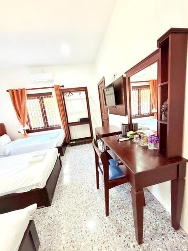 Room 4, Vang Vieng Ruby Villa Hotel, Vangvieng