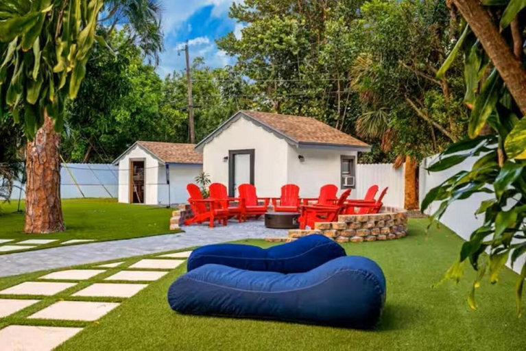 Terrace/patio, Resort Villa Modern Pool Outdoor Dining, Broward