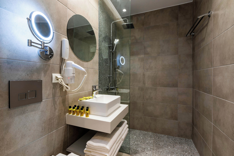 Bathroom 5, White Olive Premium Lindos - All Inclusive, South Aegean
