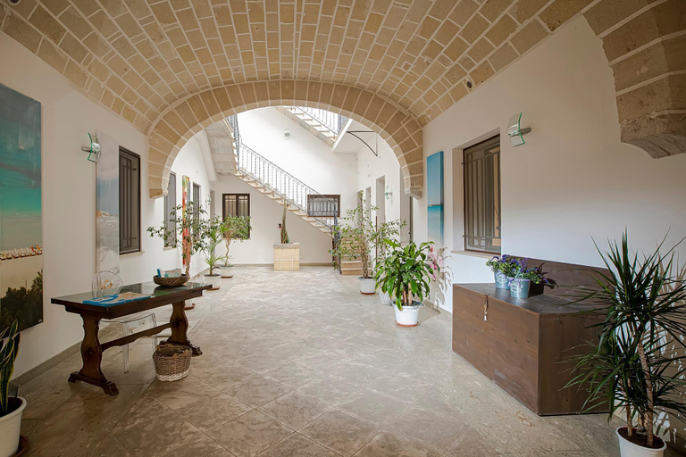 Public Area 3, CasaTrapani, Trapani