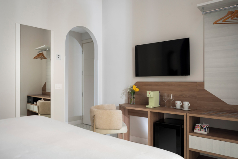 Bedroom 3, Palazzo Tasso, Napoli