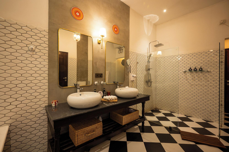 Bathroom, The Elephant Stables, K.F.G. & G. Korale