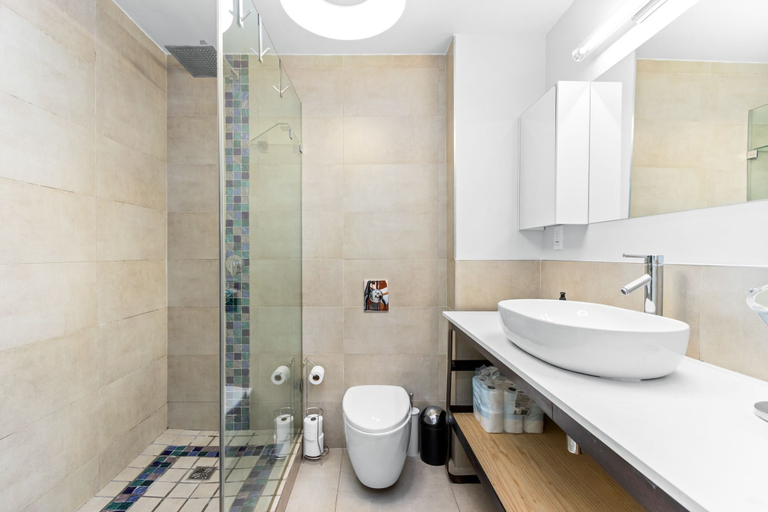 Bathroom 3, The Studios 309, City of Cape Town