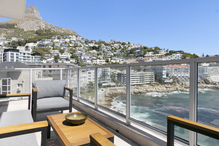 Others 5, Seacliffe 502, City of Cape Town