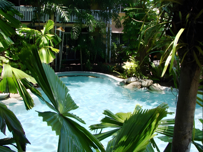 Sport & Beauty 2, Palm Cove Tropic Apartments, Cairns