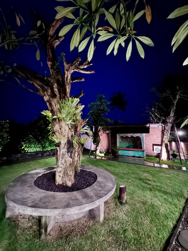 Others 4, Rumah Hadeka sawan, Buleleng