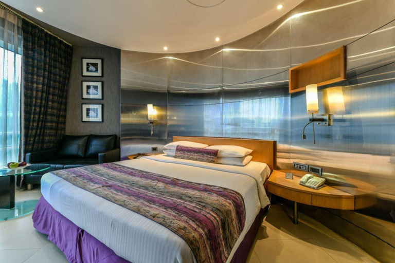 Bedroom 3, The Regale Hotel by Tunga, Mumbai Suburban