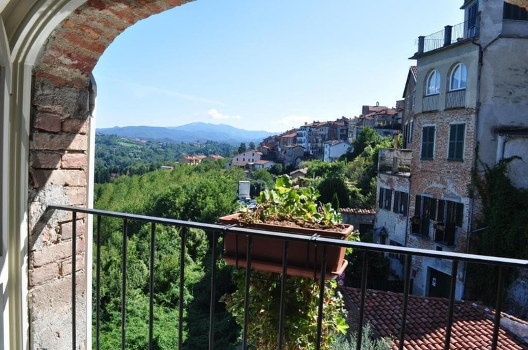 Property grounds 3, Le Mongolfiere, Cuneo
