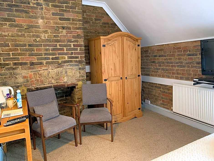 Bedroom 5, The Castle Inn Hotel, West Sussex