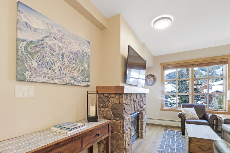 Interior 2, Pp308 Passage Point 2 Bedroom Condo, Summit