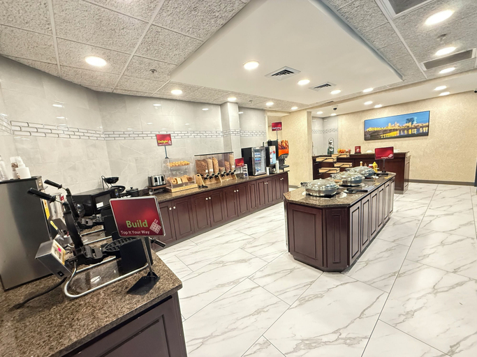 Food & Drinks 5, Best Western Plus Indianapolis North at Pyramids, Marion
