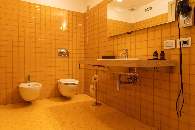 Bathroom 5, La Fermata Resort, Alessandria
