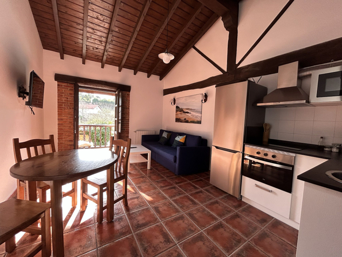 Others 5, Apartamentos El Camino del Norte, Cantabria