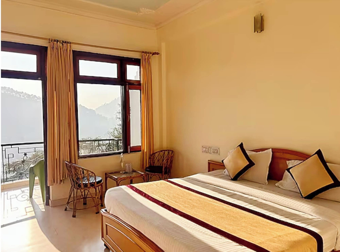 Room 4, Luxury Hotel Sapphire Inn-Mountain View, Nainital