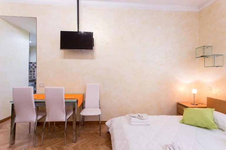 Bedroom 2, Roman Holiday Home Re di Roma, Rome