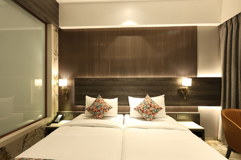 Room 2, SiO Suites, Thane