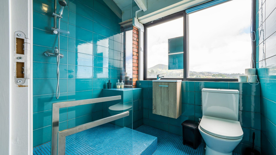 Room 4, Ocean Heated Pool Jacuzzi View Chalet, Santa Cruz