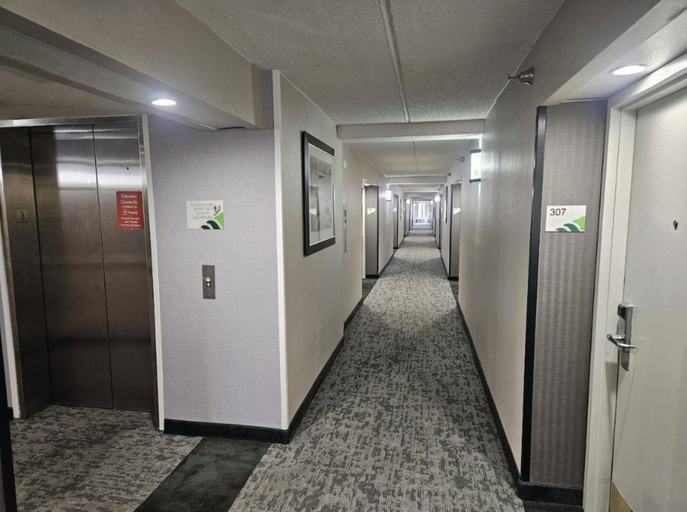 Public Area 2, Wingate by Wyndham Greensboro/Coliseum, Guilford
