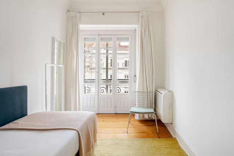 Bedroom 4, Flattered to be in Lisboa, Lisbon
