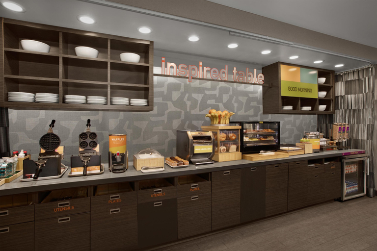 Food & Drinks 4, Home2 Suites by Hilton Anchorage / Midtown, Anchorage
