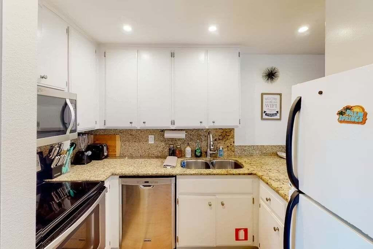 Private kitchen, Biarritz B17, Riverside