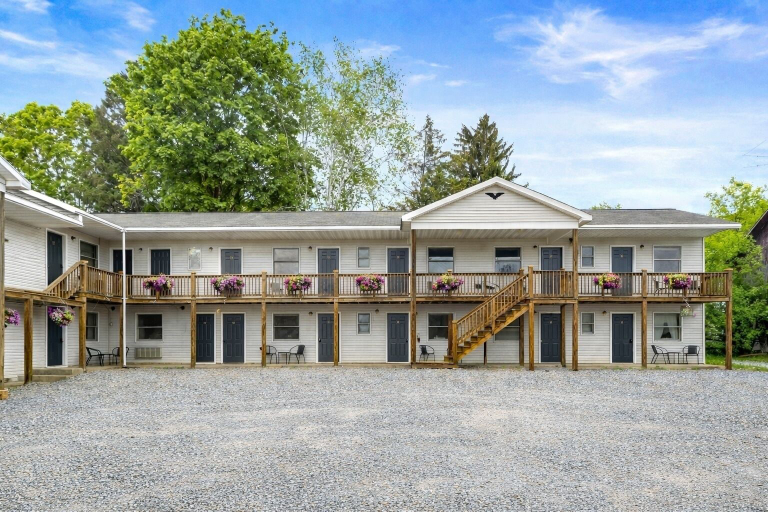 Exterior, KC's Corner Motel, Otsego