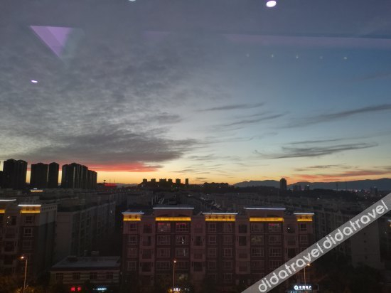 外观 4, Mingchun International Holiday Hotel, Kunming