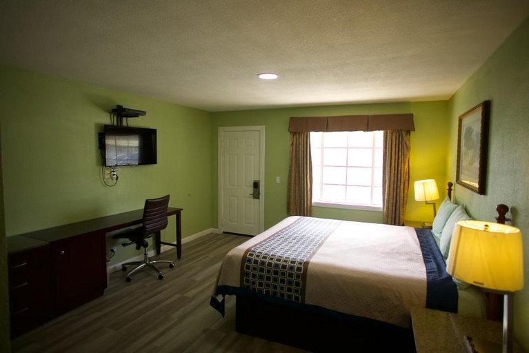 Bedroom 2, Western Inn, Hamilton
