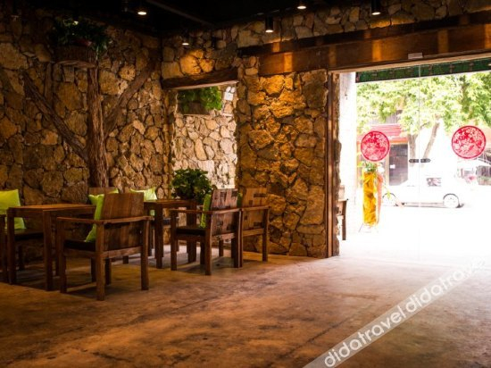 Others 4, Pine House(Yangshuo West Street Branch), Guilin