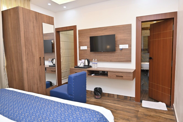 Room 2, Hotel Vatsa Residency, Varanasi