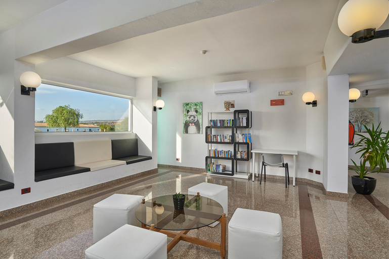 Public Area 2, Hotel do Golf, Loulé
