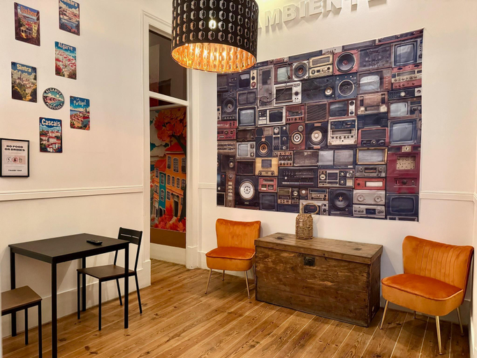 Public Area 2, Ambiente Hostel Rooms, Lisbon