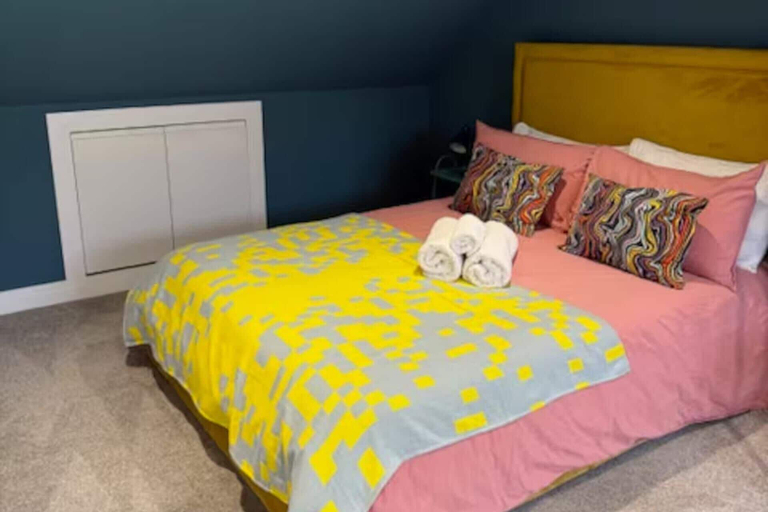 Room 2, 5 Bed House/sleeps10/free Parking/pets/city Centre, Edinburgh