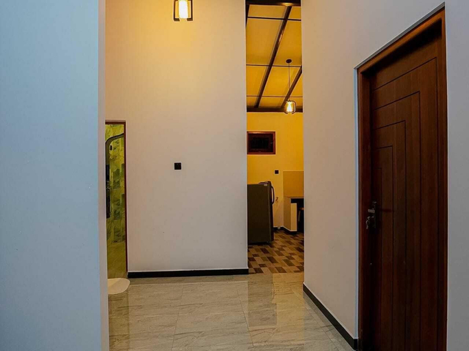 Interior 5, Ceylon Vista, Akmeemana