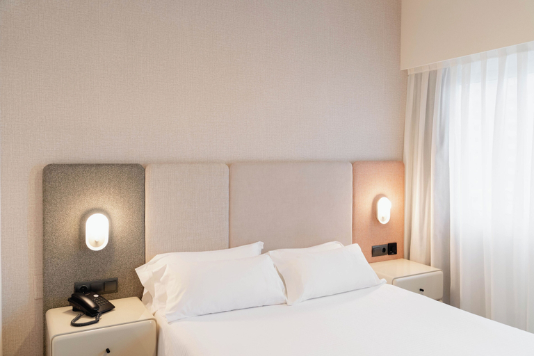Bedroom 3, Hotel RH Royal - Recommended for Adults By Hoteles RH, Alicante