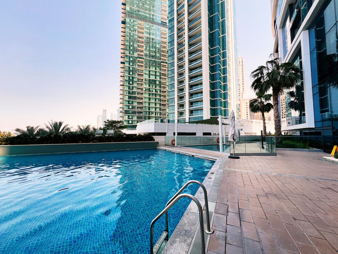 Room 2, Live the Vibe Upgraded 2BR JBR Coastal Living, Dubai