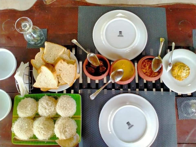 Food & Drinks, Mount View Family Rest & Cottage, Hildummulla