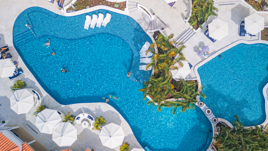 Sport & Beauty 2, Windjammer Landing Resort and Residences