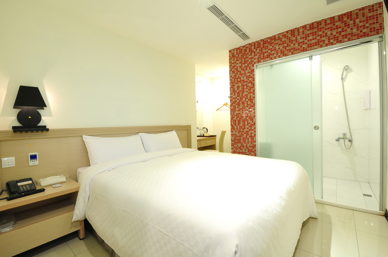 Bedroom 4, Bravo Hotel, Taichung