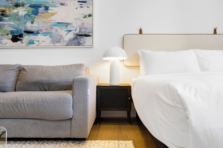 Bedroom 4, Bakan - Quartier des Congres, Montréal
